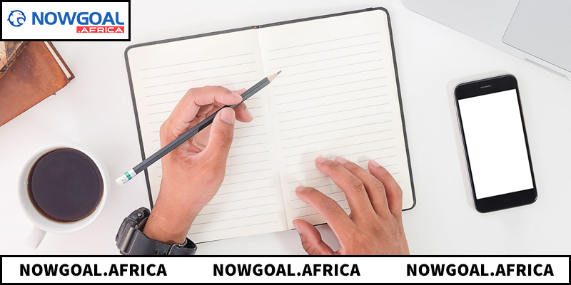 Tác giả hỗ trợ người dùng khai thác dữ liệu bóng đá an toàn